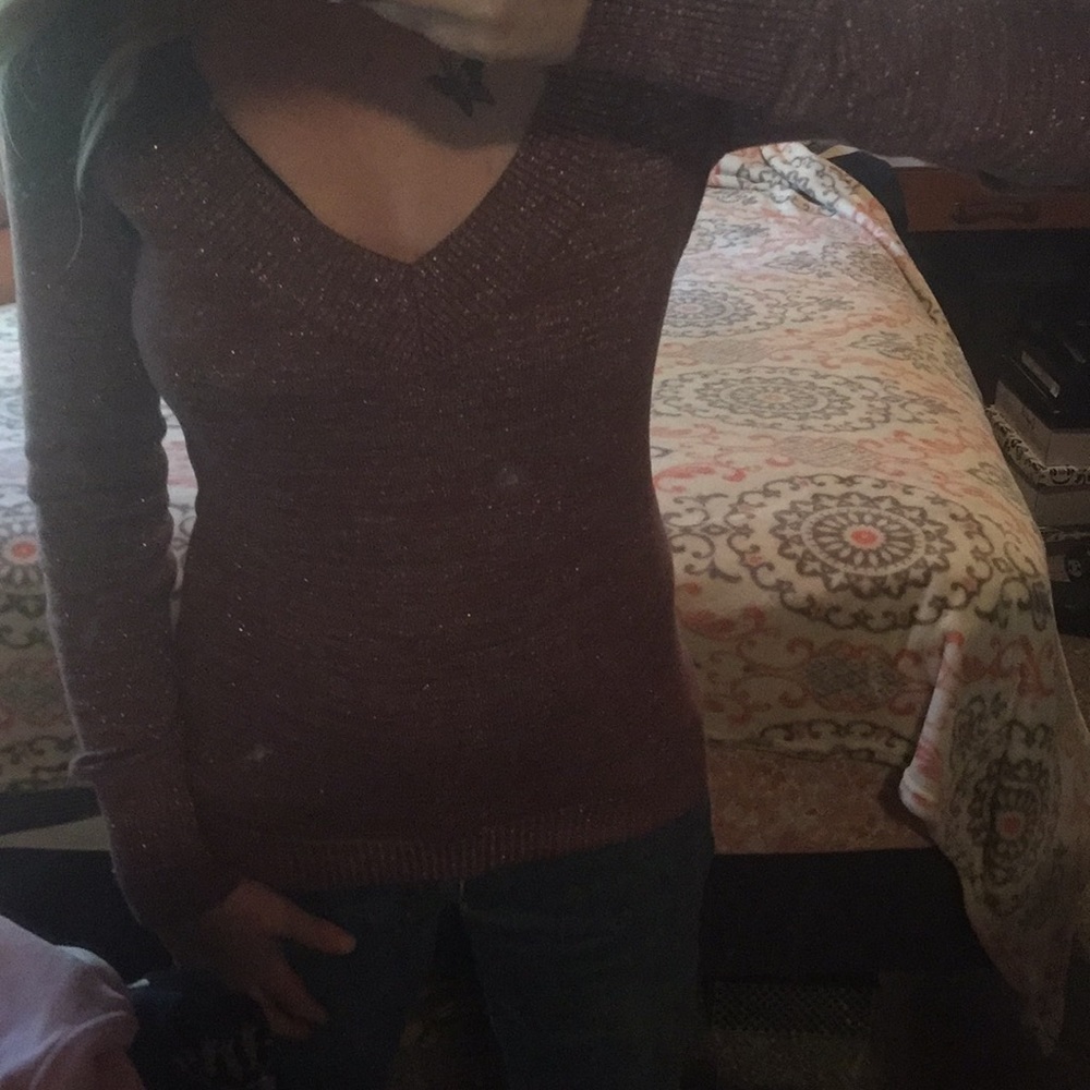 Express Sweater - Picture 2 of 8